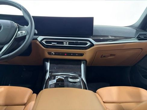 Certified 2023 BMW 330i xDrive Sedan w/ Premium Package AWD/4WD image 35