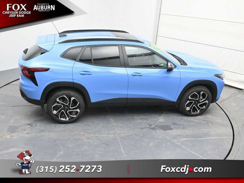 Used 2024 Chevrolet Trax RS w/ Sunroof Package image 31