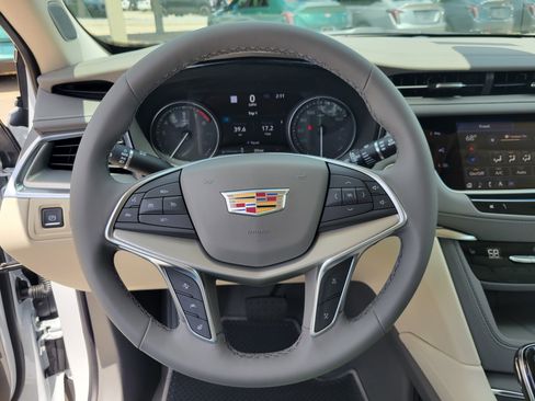 New 2026 Cadillac XT5 Premium Luxury image 33