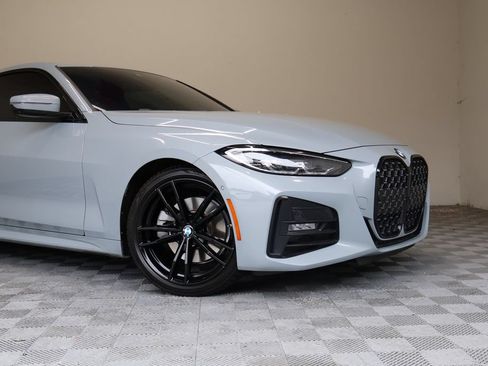 Used 2023 BMW 430i Coupe w/ M Sport Package RWD image 3