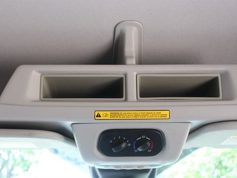 Used 2016 Ford Transit 350 XL RWD image 31