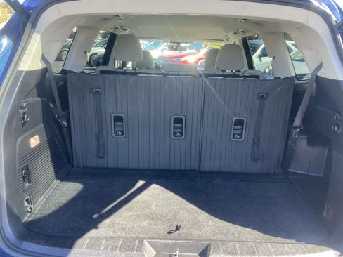 Used 2021 Subaru Ascent Premium w/ Convenience Package image 12