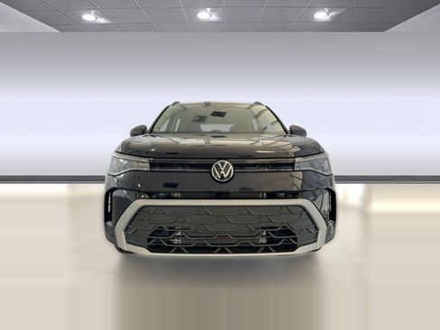 New 2026 Volkswagen Taos S image 6