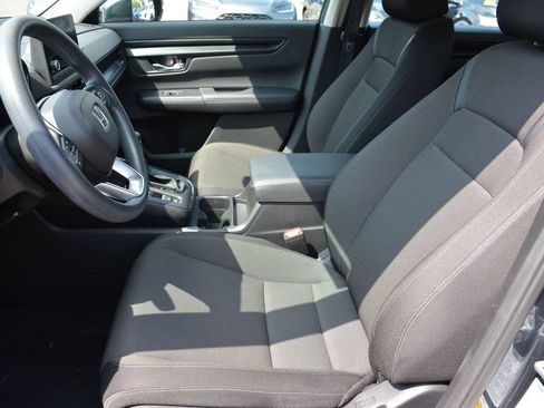 Used 2023 Honda CR-V LX image 7