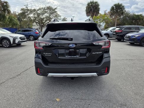 Used 2022 Subaru Outback Limited AWD/4WD image 4
