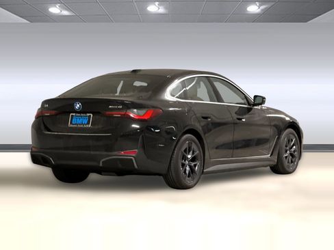 Used 2025 BMW i4 xDrive40i w/ Premium Package AWD/4WD image 8