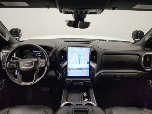 Used 2020 GMC Sierra 3500 AT4 image 30