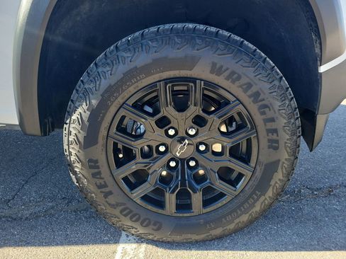 Certified 2025 Chevrolet Colorado Trail Boss image 16