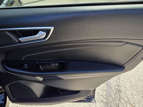 Used 2020 Ford Edge Titanium w/ Equipment Group 301A FWD image 35