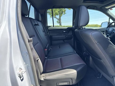 Used 2022 Honda Ridgeline Black Edition image 38
