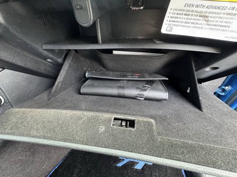 Used 2016 Dodge Challenger R/T Scat Pack w/ Leather Interior Group RWD image 16