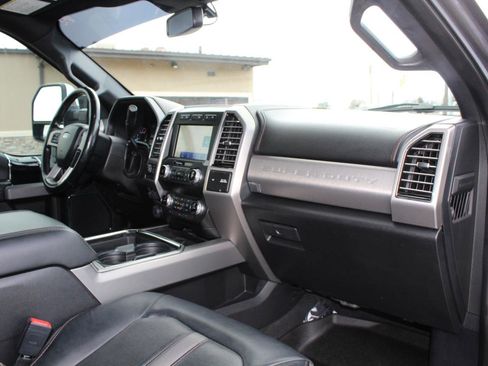 Used 2021 Ford F250 Platinum w/ FX4 Off-Road Package image 88