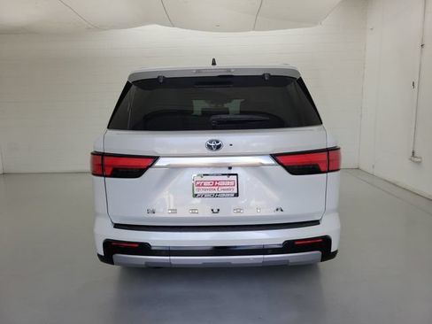 Used 2023 Toyota Sequoia Capstone RWD image 6