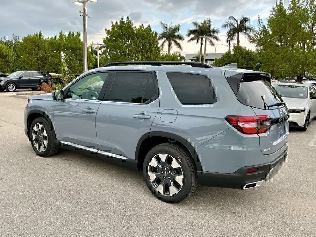 New 2026 Honda Pilot Touring image 4