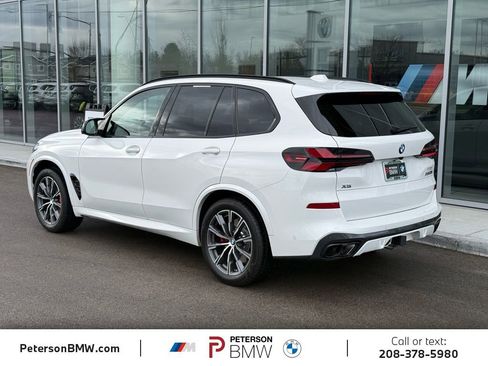 Used 2025 BMW X5 M60i AWD/4WD image 3