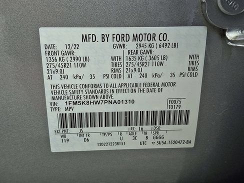 Used 2023 Ford Explorer Platinum w/ Technology Package AWD/4WD image 27