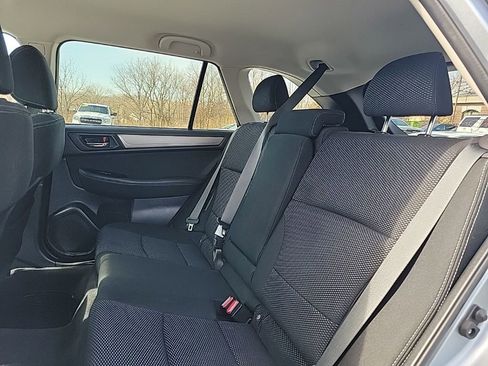 Used 2015 Subaru Outback 2.5i Premium image 14