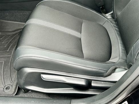 Used 2021 Honda Civic Sport image 9