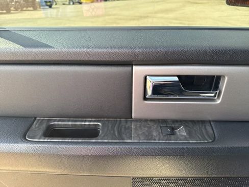 Used 2017 Ford Expedition EL Limited w/ Equipment Group 301A image 20