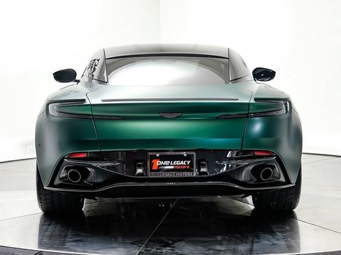 Used 2020 Aston Martin DB11 AMR RWD image 12