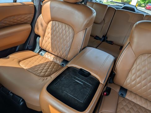 Certified 2024 INFINITI QX80 Sensory AWD/4WD image 12