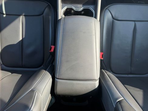 Used 2025 Jeep Grand Cherokee L Limited w/ Luxury Tech Group II image 36