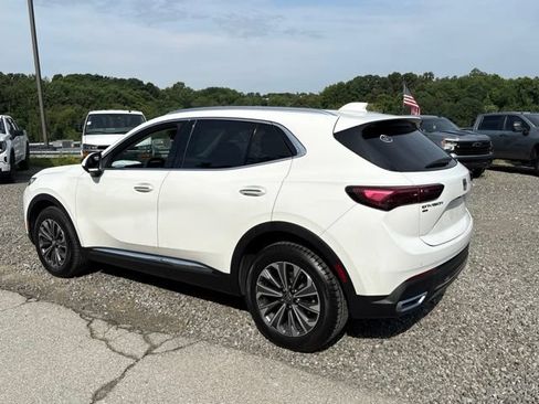 Used 2024 Buick Envision Preferred AWD/4WD image 3