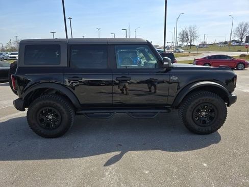 Certified 2023 Ford Bronco Wildtrak image 6