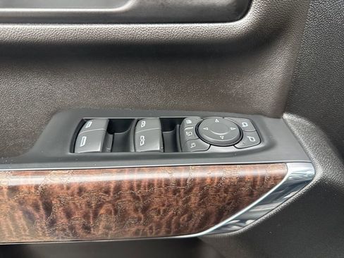 Used 2023 GMC Sierra 3500 Denali w/ Denali Black Diamond Edition AWD/4WD image 33