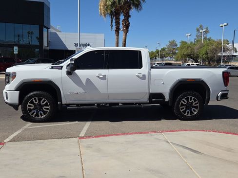 Used 2020 GMC Sierra 2500 AT4 w/ AT4 Premium Package AWD/4WD image 2