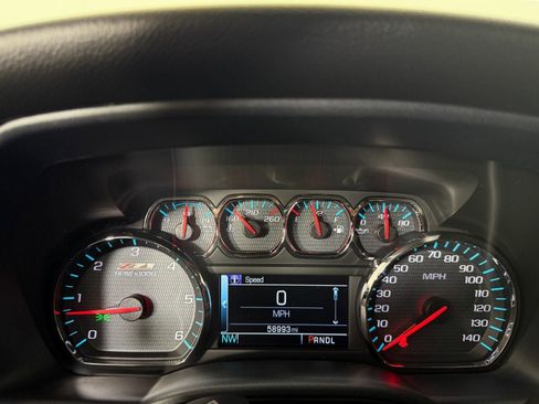 Used 2019 Chevrolet Silverado 1500 LT w/ All Star Edition image 19