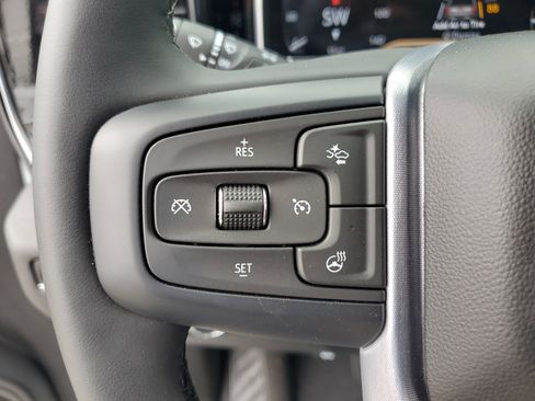 Used 2024 GMC Sierra 2500 SLE w/ SLE Convenience Package image 14