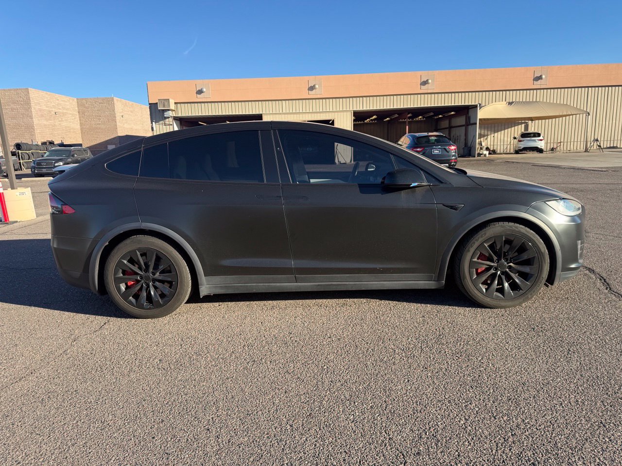 Used 2018 Tesla Model X 75D AWD/4WD image 4