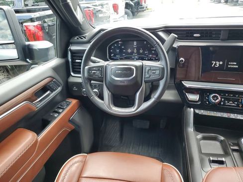 Used 2025 GMC Sierra 2500 Denali Ultimate w/ Max Trailering Package AWD/4WD image 13