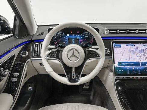 Used 2022 Mercedes-Benz S 500 4MATIC image 16