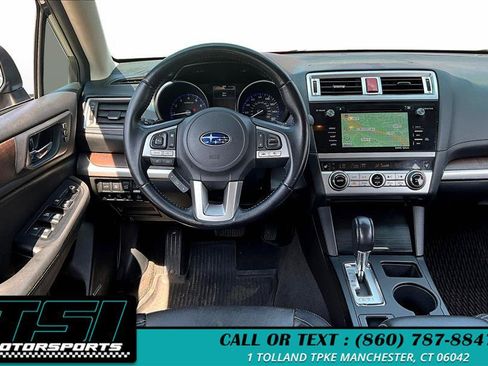 Used 2016 Subaru Outback 3.6R Limited AWD/4WD image 5
