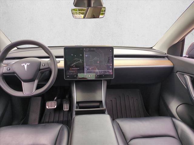 Used 2021 Tesla Model Y Long Range AWD/4WD image 18