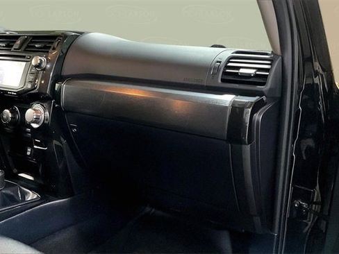 Used 2016 Toyota 4Runner Trail Premium image 31