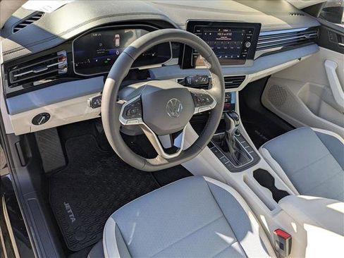 New 2025 Volkswagen Jetta SE image 3