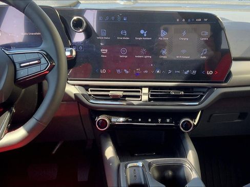 New 2025 Chevrolet Equinox EV RS w/ Convenience Package II AWD/4WD image 6