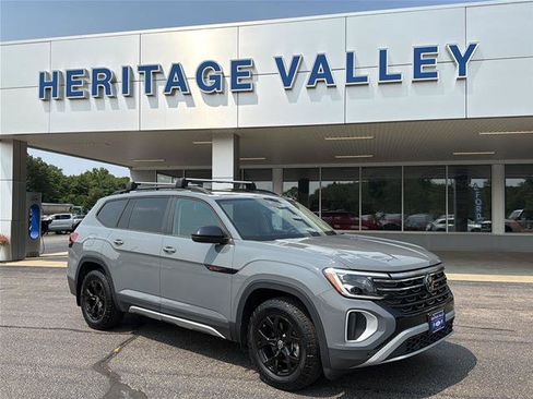 Used 2024 Volkswagen Atlas Peak Edition SEL AWD/4WD image 1