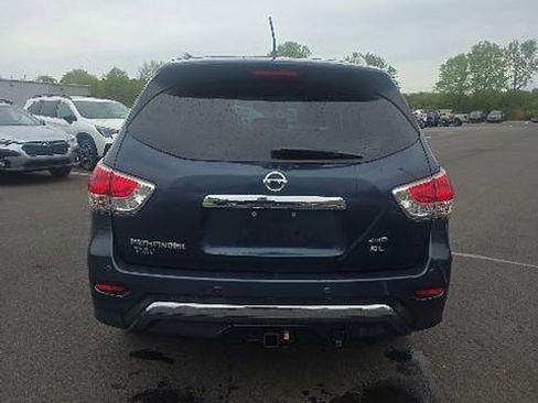 Used 2014 Nissan Pathfinder SL w/ SL Premium Package AWD/4WD image 5