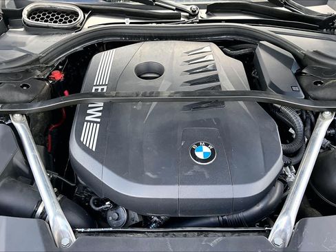 Used 2023 BMW 740i w/ Parking Assistance Package RWD image 33