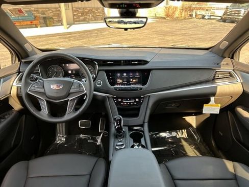 New 2026 Cadillac XT5 Sportv w/ LPO, Onyx Lite Package image 14