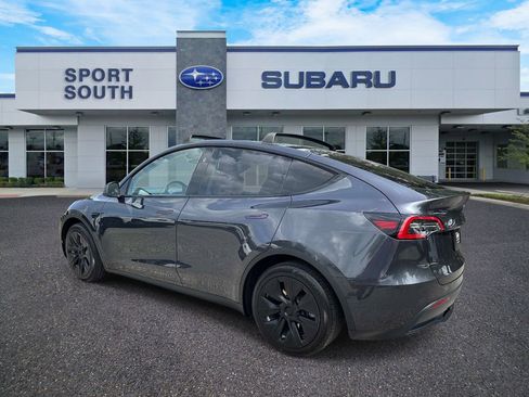 Used 2024 Tesla Model Y Long Range AWD/4WD image 5