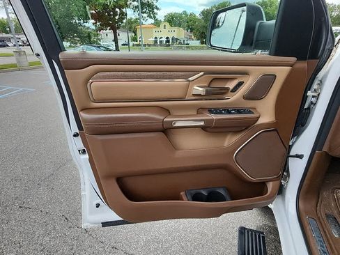 Used 2020 RAM 1500 Limited AWD/4WD image 13