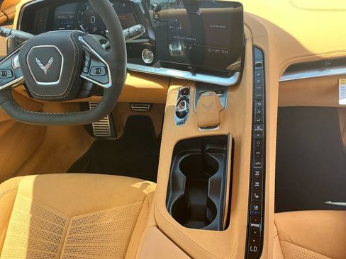 Used 2021 Chevrolet Corvette Stingray Premium Conv w/ Z51 Performance Package RWD image 20