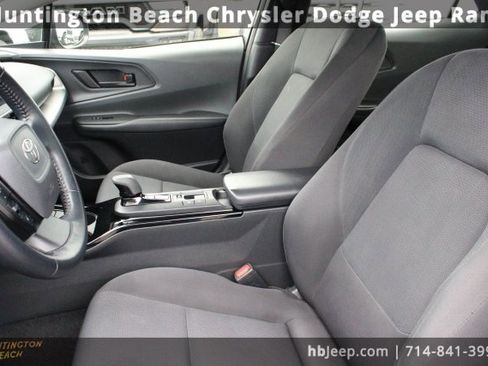 Used 2023 Toyota Prius LE image 28