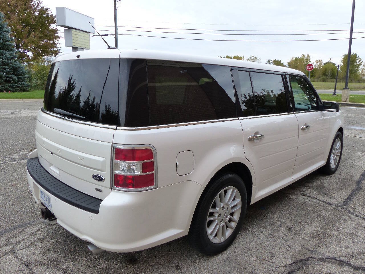 Used 2019 Ford Flex SEL w/ Equipment Group 202A AWD/4WD image 16