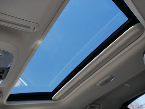 Used 2025 Subaru Crosstrek 2.0i Premium AWD/4WD image 32